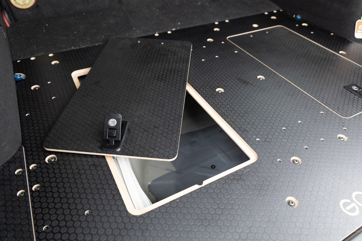 Subaru Outback 2020-2025 6th Gen. - Rear Plate System